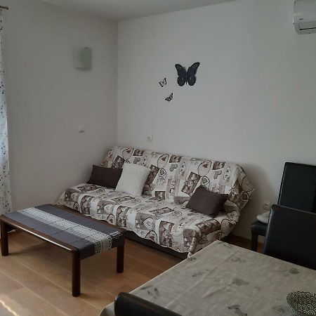 Apartment Butterfly Split - For Rest And Relaxation Екстериор снимка