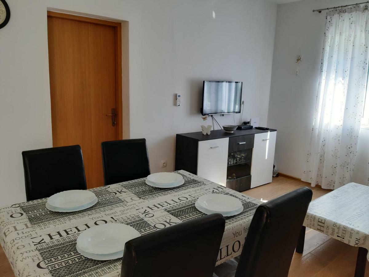 Apartment Butterfly Split - For Rest And Relaxation Екстериор снимка