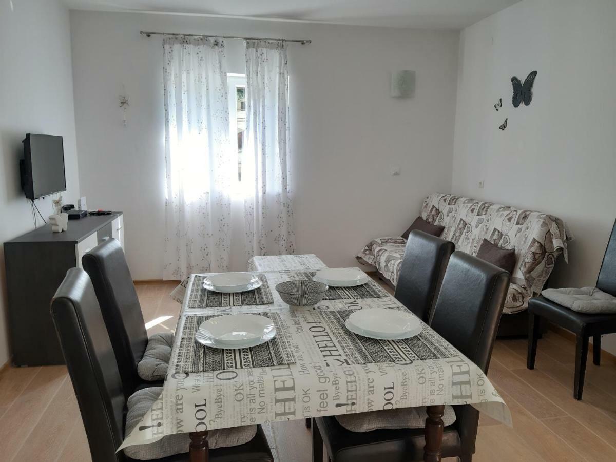 Apartment Butterfly Split - For Rest And Relaxation Екстериор снимка