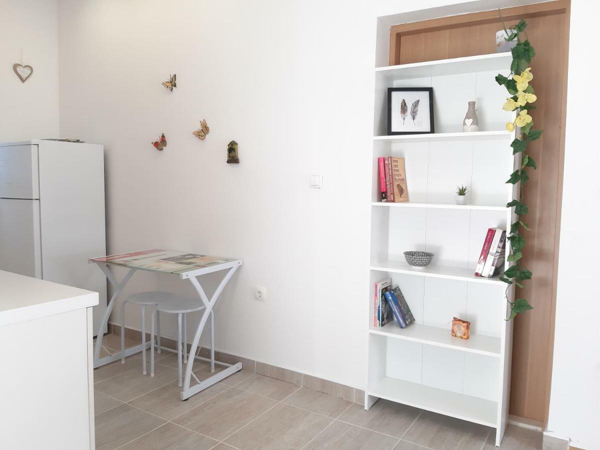 Apartment Butterfly Split - For Rest And Relaxation Екстериор снимка