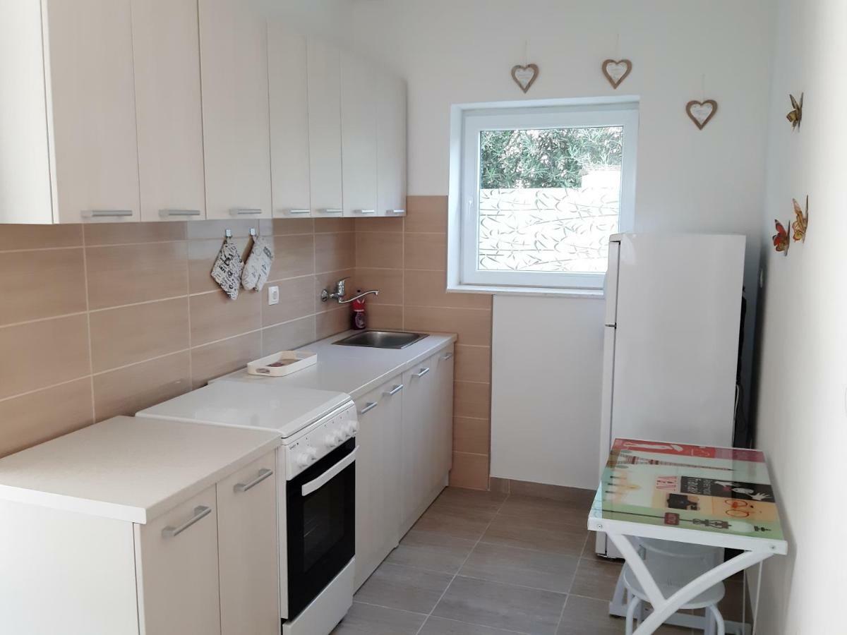 Apartment Butterfly Split - For Rest And Relaxation Екстериор снимка