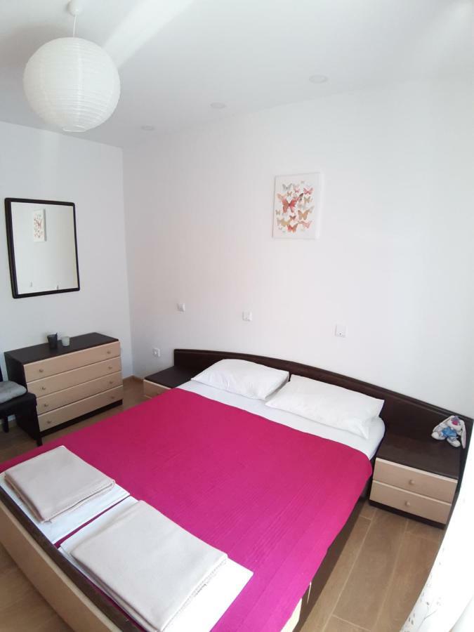 Apartment Butterfly Split - For Rest And Relaxation Екстериор снимка