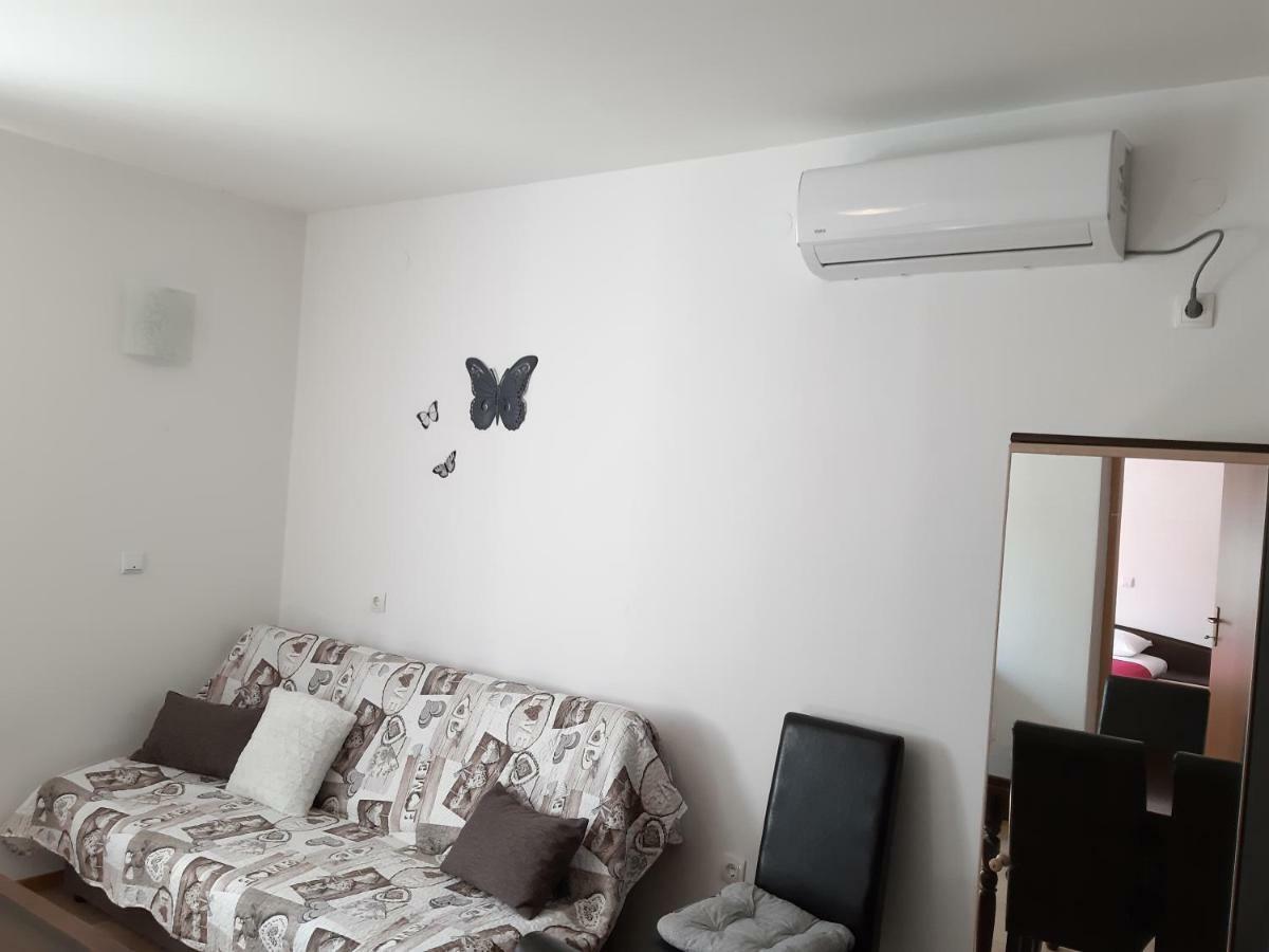 Apartment Butterfly Split - For Rest And Relaxation Екстериор снимка