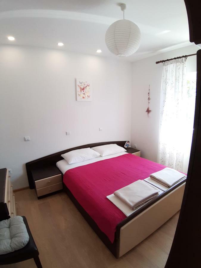 Apartment Butterfly Split - For Rest And Relaxation Екстериор снимка